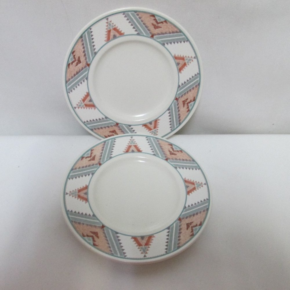 Mikasa Intaglio Santa Fe Vintage Bread Butter Appetizer Snack Plate 6.5" Set 2